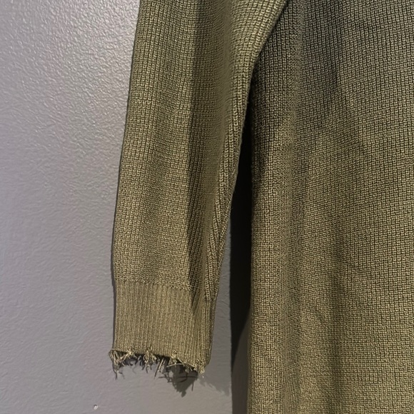 Forever 21 Green Cowl Neck Sweater with‎ Distressed Details - Picture 6 of 9